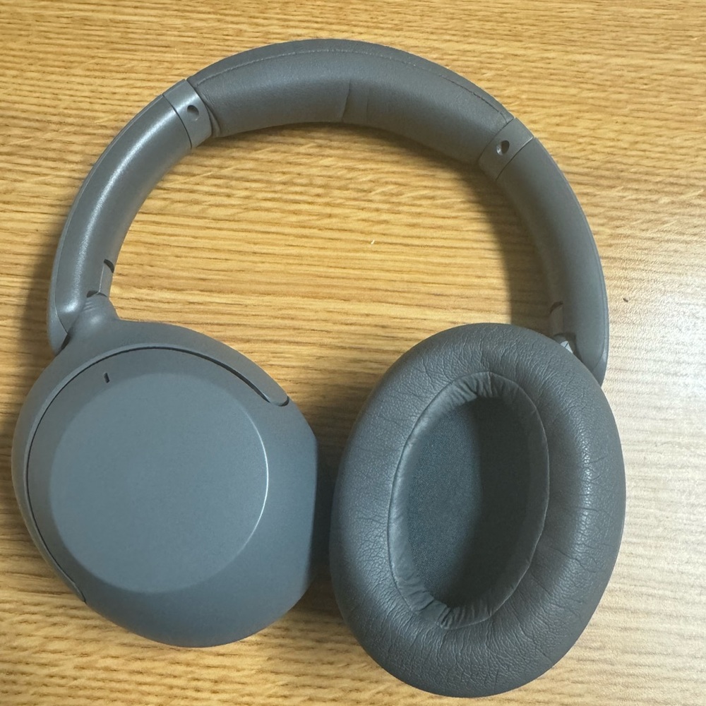 Sony WHXB910N/H Over the Head Noise Cancelling Headphones - Gray
